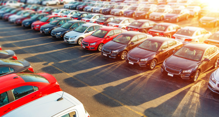 Should You Insure Your Car for Retail, Trade-In, or Market Value in Melbourne?